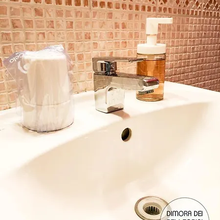 Apartman Dimora Dei Pellegrini 8 *