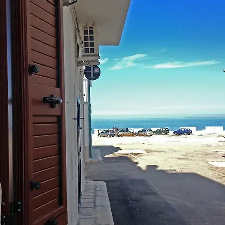 Apartman Dimora Dei Pellegrini 8 *